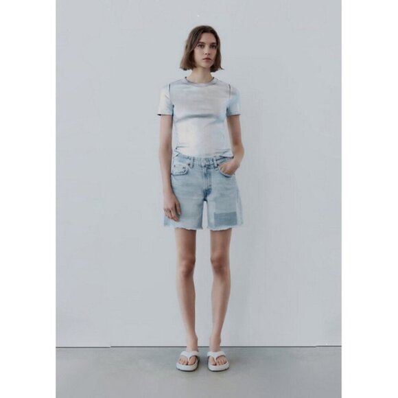 NWT Zara light blue wash mid rise Bermuda loose fit patch denim shorts, US4 - Picture 2 of 12